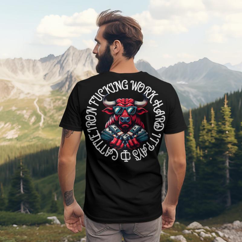 Camiseta "El ganado trabaja duro"